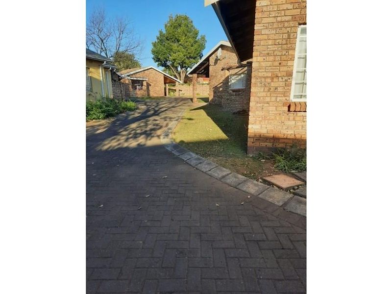 House For Sale in Newcastle Central, Newcastle, KwaZulu Natal - Photo 5