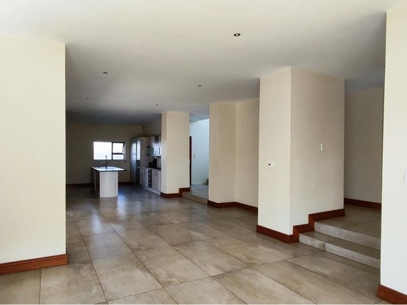 House For Sale in Helderwyk, Brakpan - Photo 6