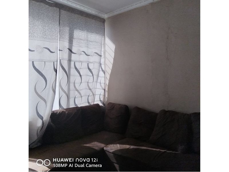 Apartment For Sale in Witbank Central, Witbank - Photo 7