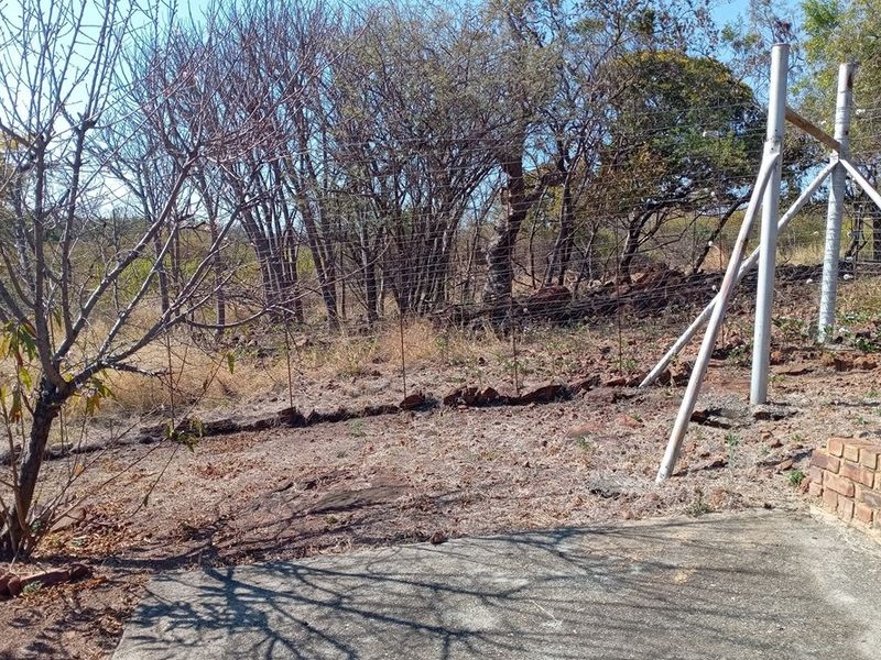 Farm For Sale in Roodeplaat, Pretoria  with bushcamp and dam - Photo 10