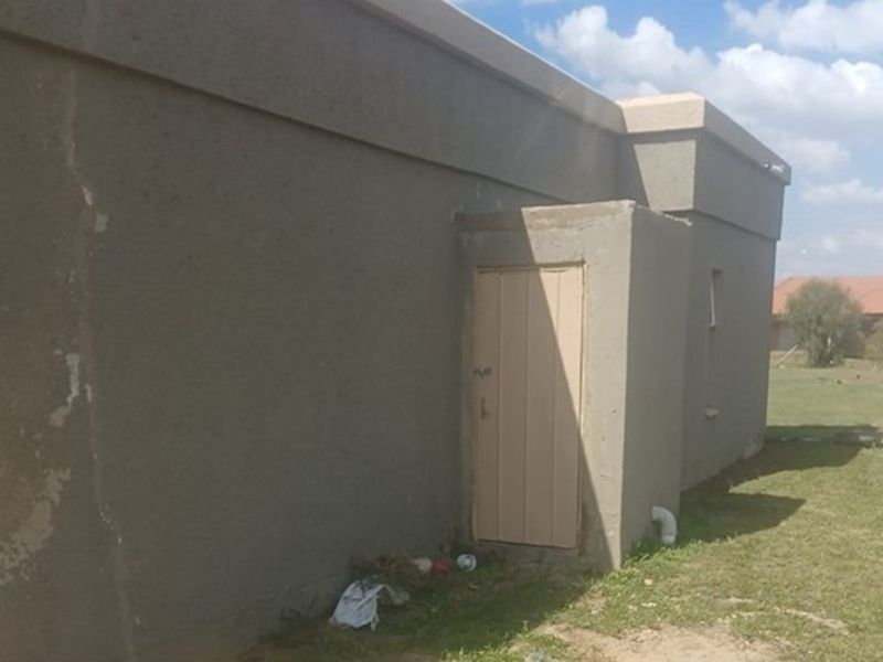 House For Sale in De Deur, Vereeniging - Photo 4