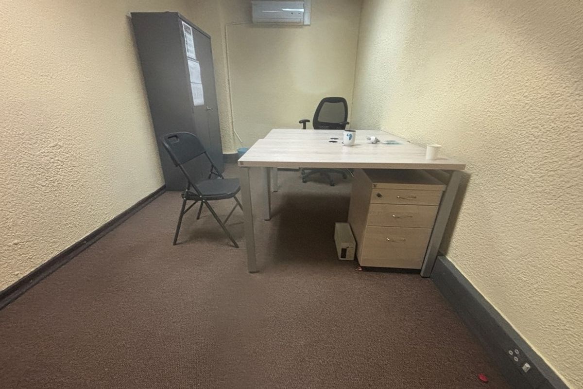 MASSIVE PRICE REDUCTION - PRIME COMMERCIAL OPPORTUNITY - Photo 4