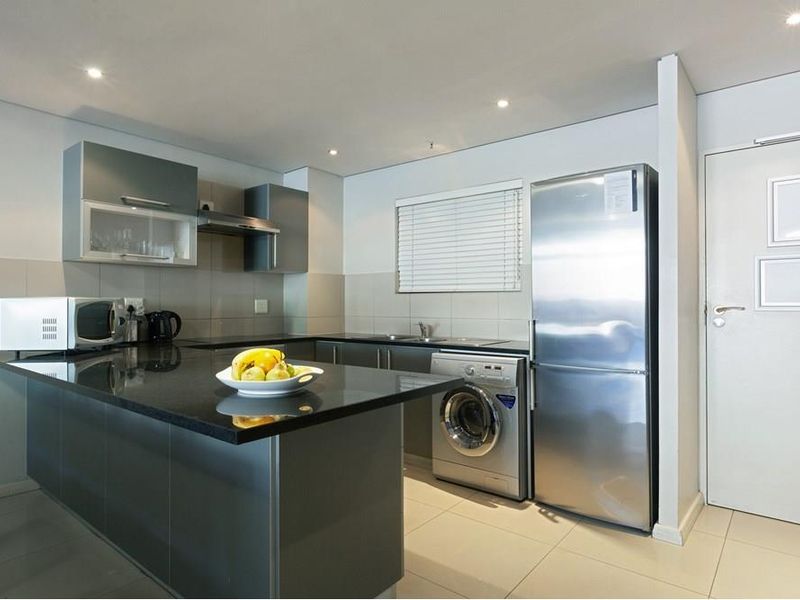 Apartment For Sale in Cape Town, Cape Town - Photo 7