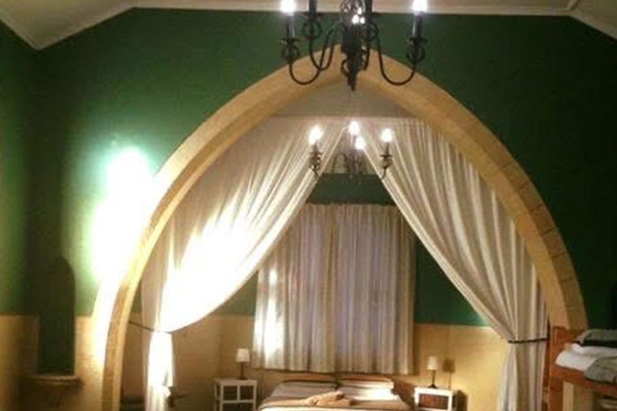 House For Sale in Simons Town - Photo 5