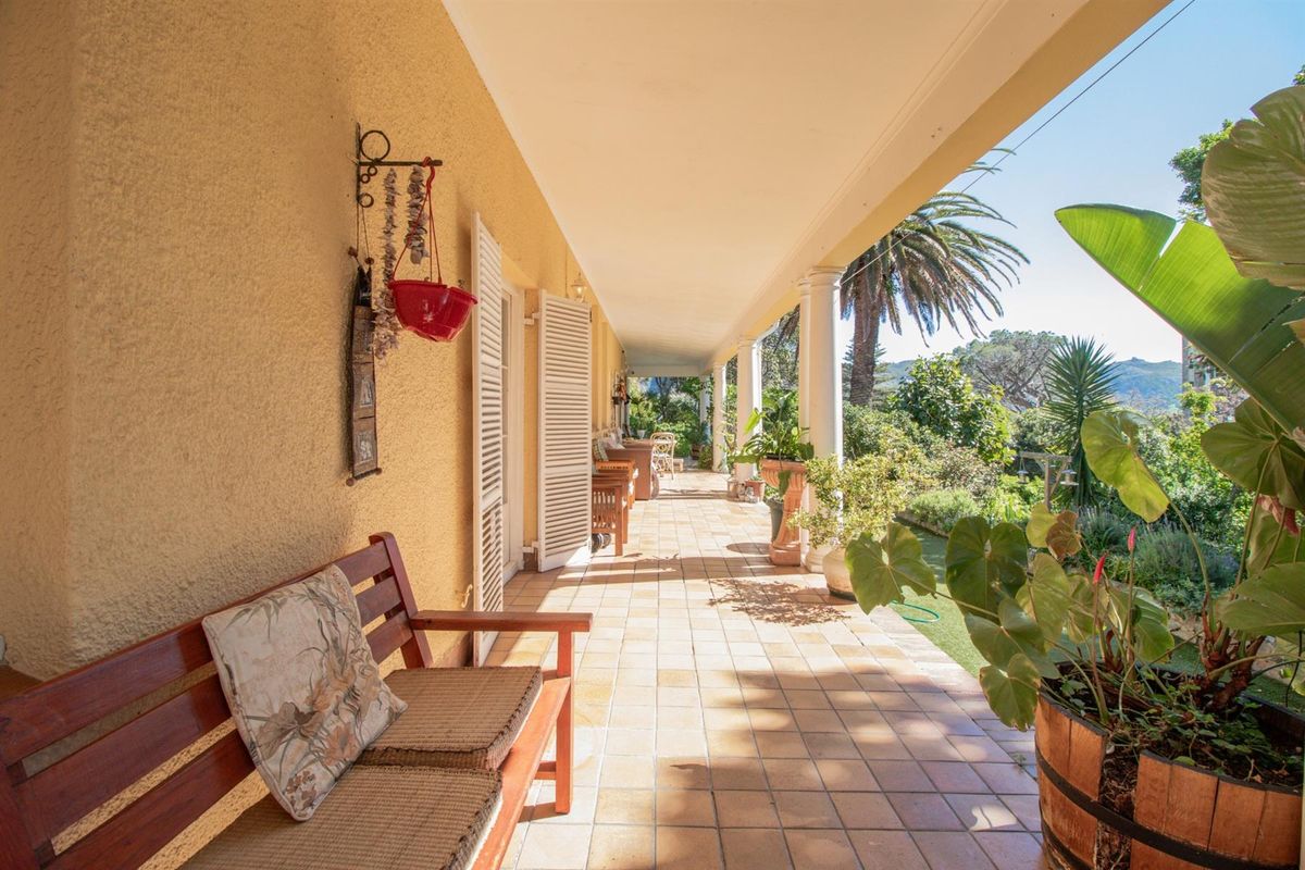 House For Sale in Simons Town - Photo 3