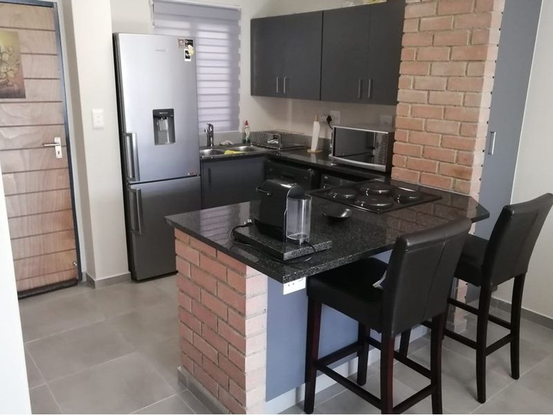 Apartment For Sale in Vorna Valley, Midrand - Photo 9