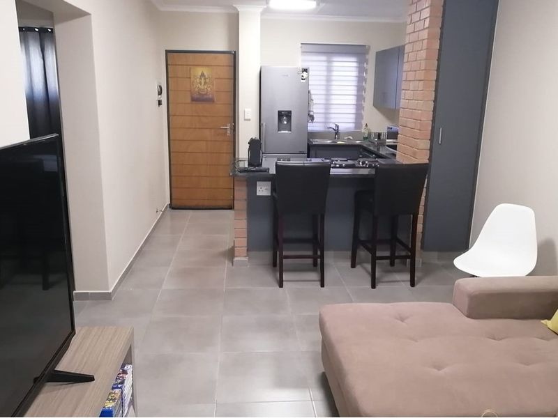 Apartment For Sale in Vorna Valley, Midrand - Photo 4