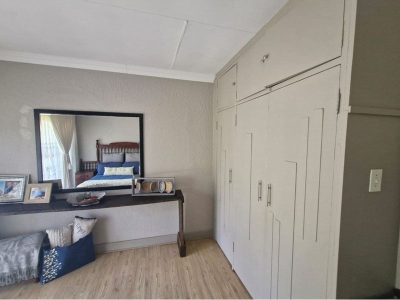 House For Sale in Doringkruin, Klerksdorp, North West - Photo 6