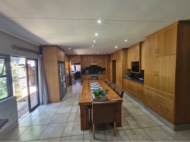 House For Sale in Doringkruin, Klerksdorp, North West - Photo 5