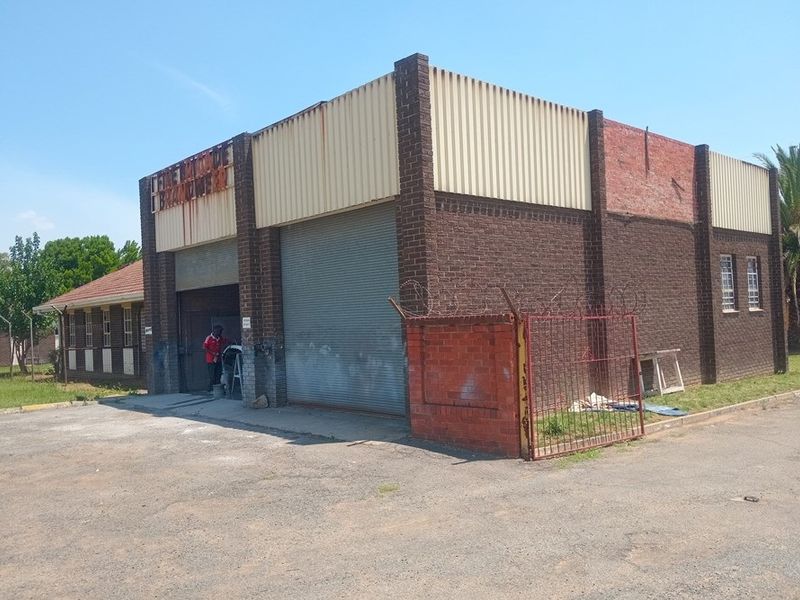 Industrial Property For Sale in Ingagane, Newcastle, KwaZulu Natal - Photo 1