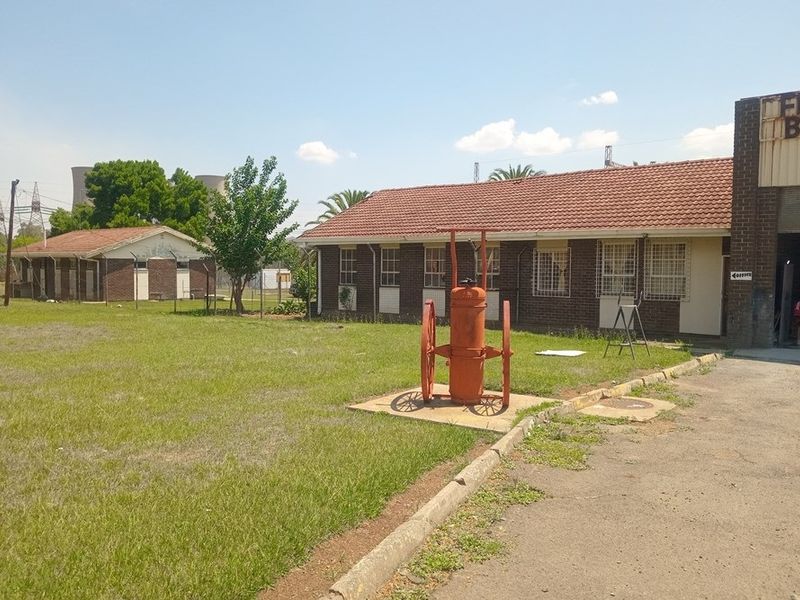 Industrial Property For Sale in Ingagane, Newcastle, KwaZulu Natal - Photo 2