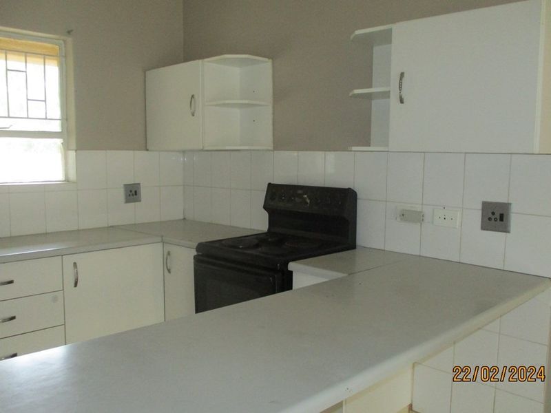 Townhouse Sold in Birchleigh North, Kempton Park - Photo 1