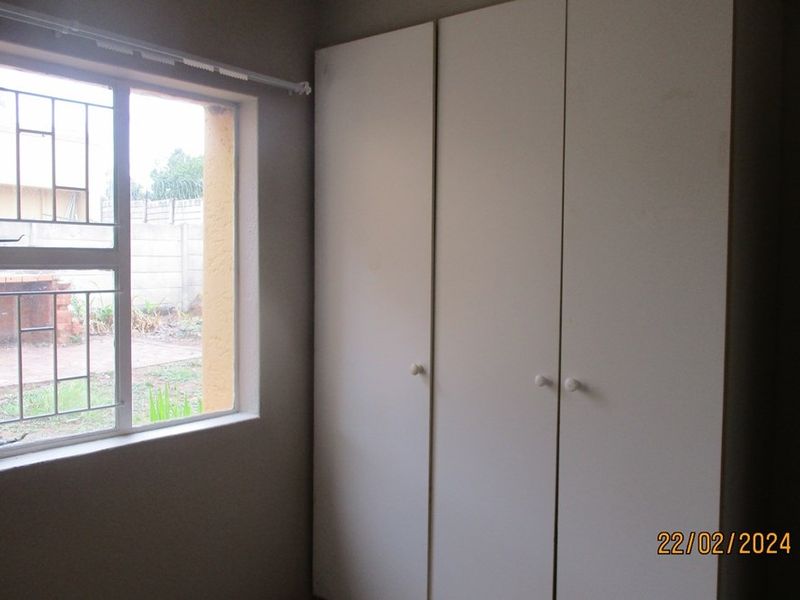 Townhouse Sold in Birchleigh North, Kempton Park - Photo 9