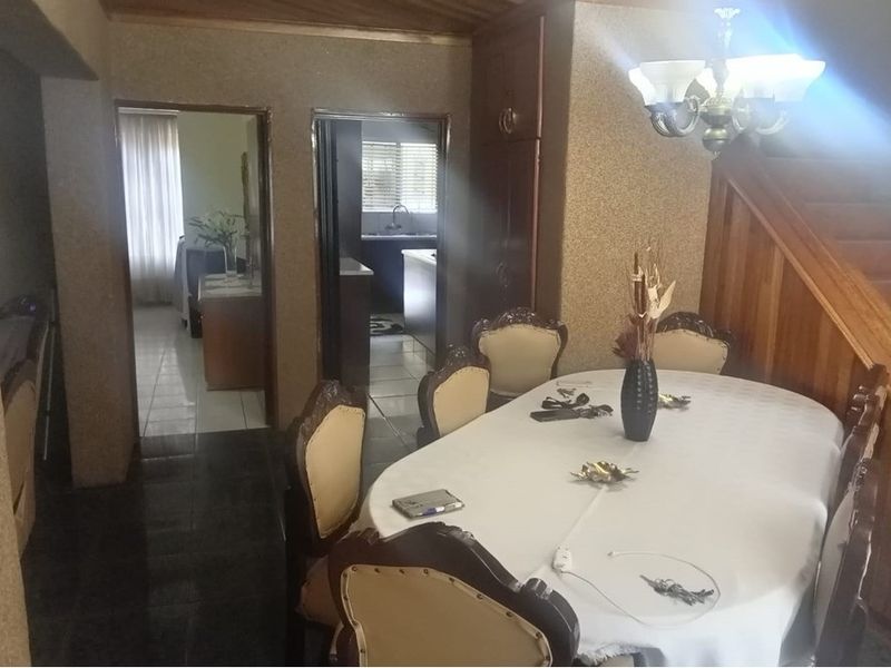 House For Sale in Moletsane, Soweto - Photo 6