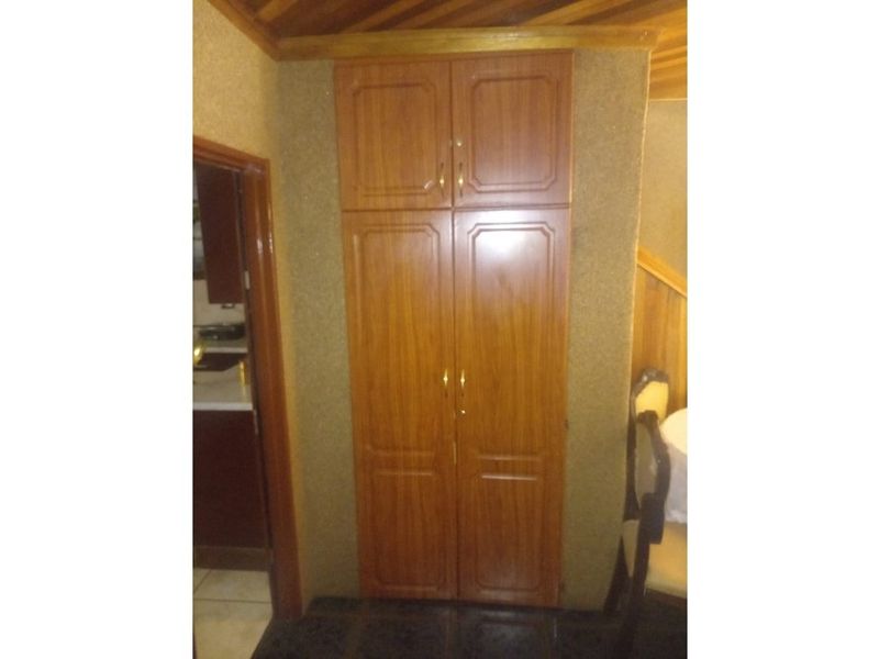 House For Sale in Moletsane, Soweto - Photo 10