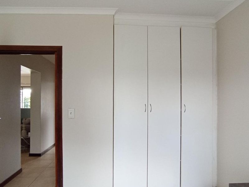Apartment For Sale in Greenstone Hill, Edenvale - Photo 9