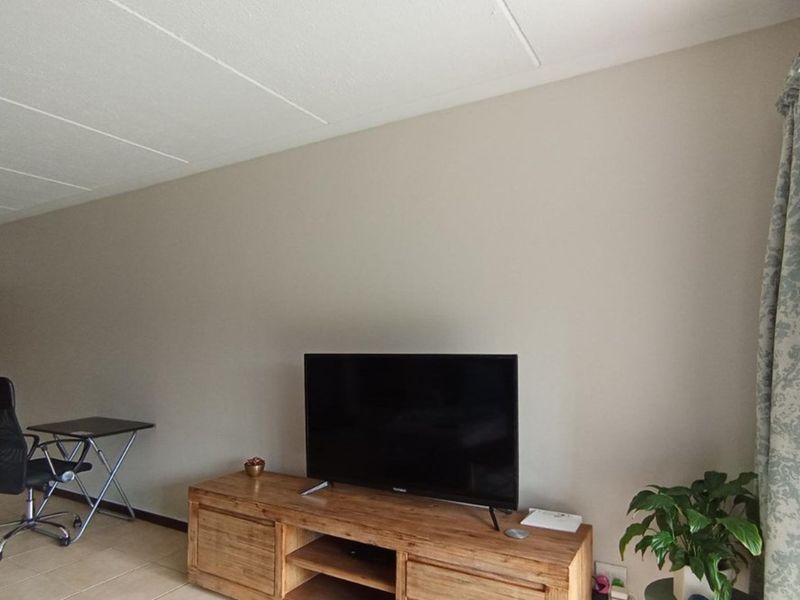 Apartment For Sale in Greenstone Hill, Edenvale - Photo 5