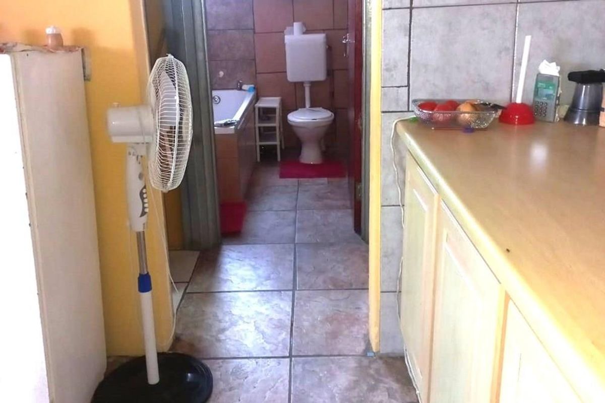 House For Sale in Goniwe Park, Villiersdorp - Photo 4