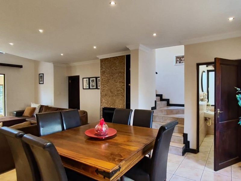 House For Sale in Greenstone Hill, Edenvale - Photo 6