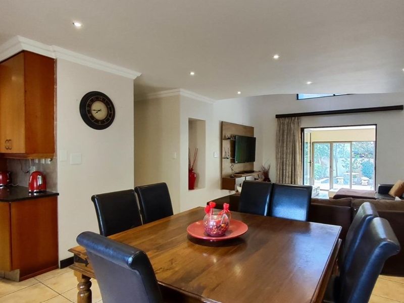 House For Sale in Greenstone Hill, Edenvale - Photo 5