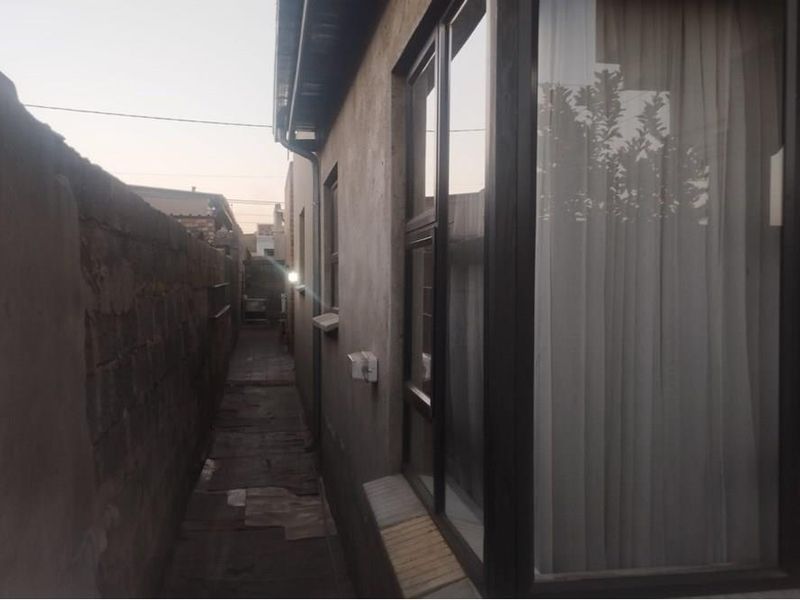 Apartment For Sale in Thulani, Soweto - Photo 5