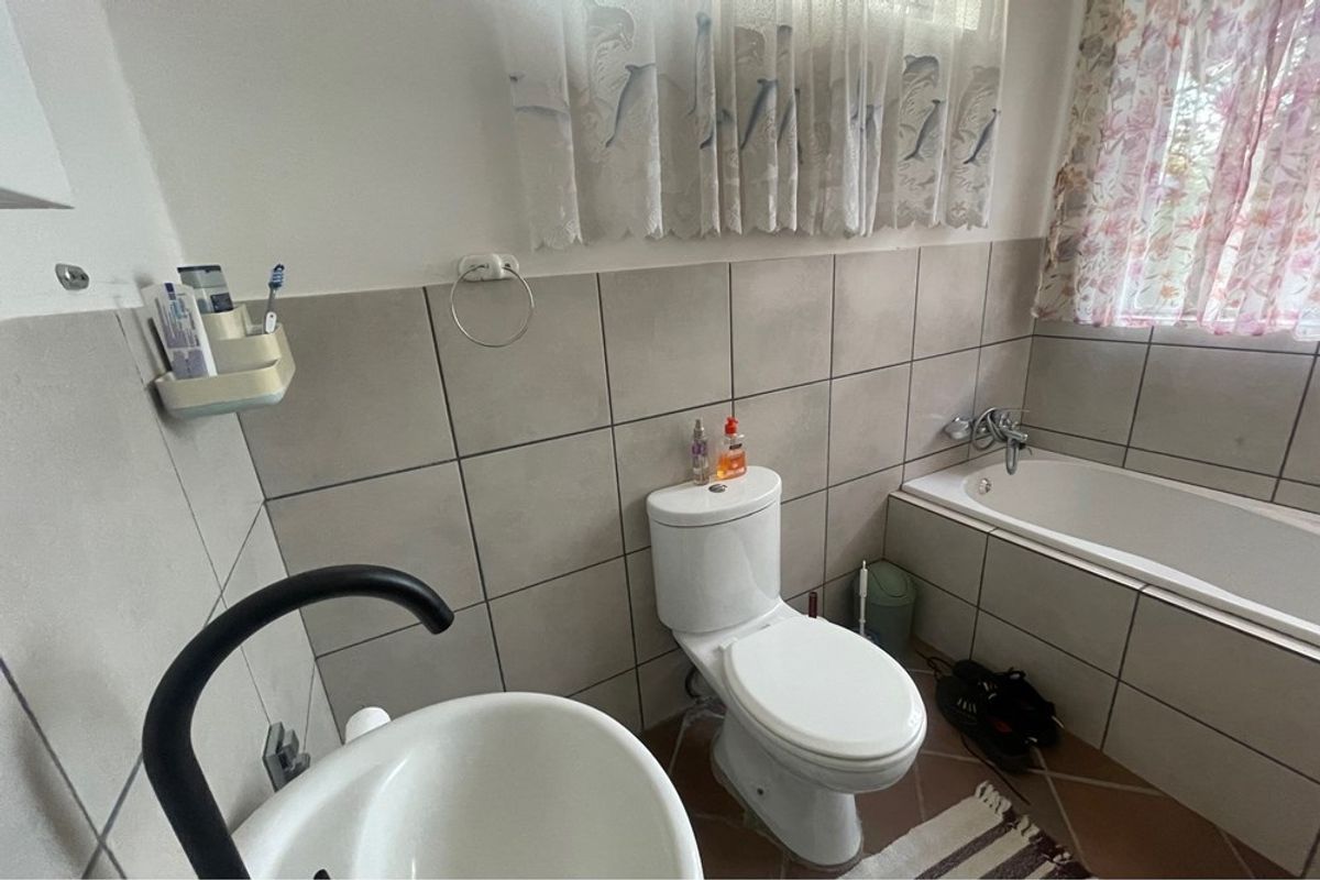 Apartment For Sale in White River Rural, White River - Photo 4