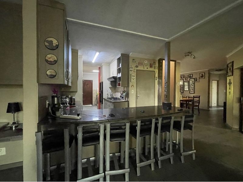 Smallholding For Sale in with 4 dwellings, White River - Photo 3