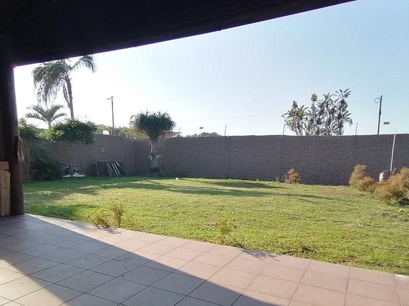 House For Sale in Shelly Beach, Margate, KwaZulu Natal - Photo 8