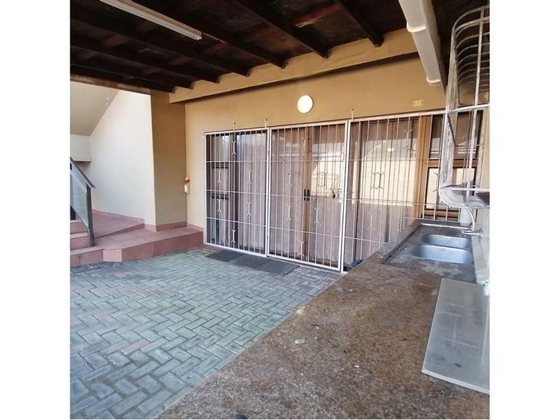 House For Sale in Shelly Beach, Margate, KwaZulu Natal - Photo 5