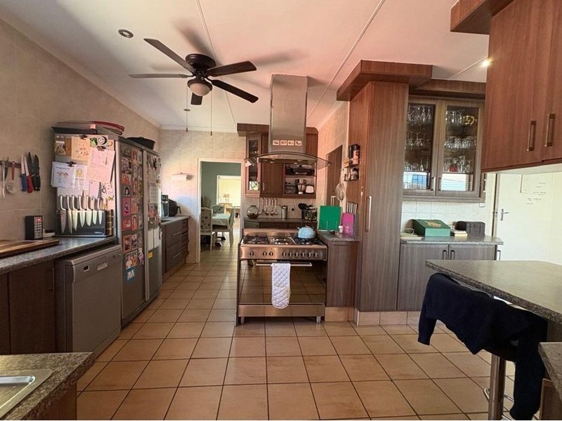 House For Sale in Schuinshoogte, Newcastle, KwaZulu Natal - Photo 7