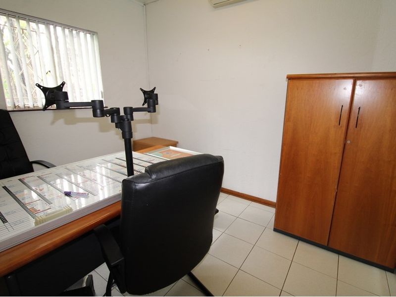 Office To Rent in Bryanston, Sandton - Photo 6
