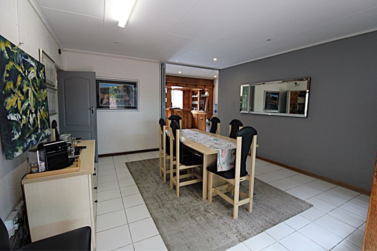 Office To Rent in Bryanston, Sandton - Photo 2