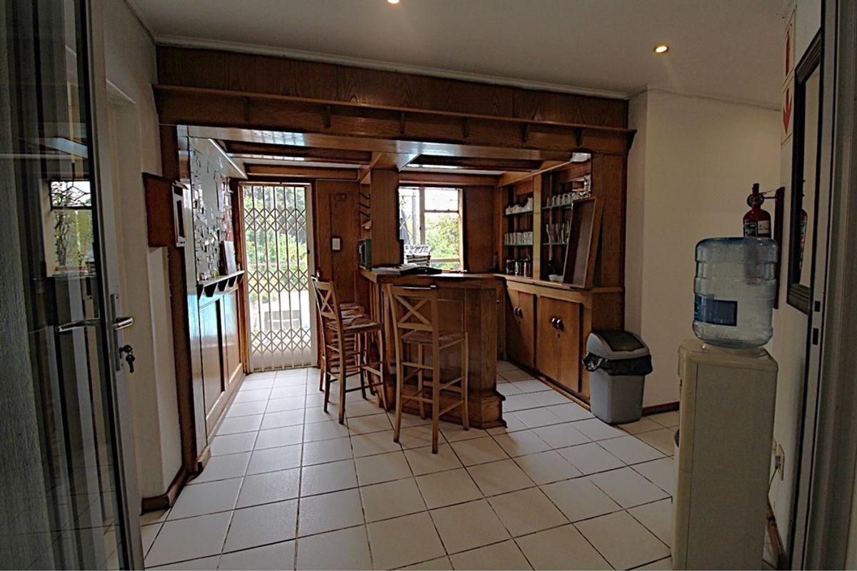 Office To Rent in Bryanston, Sandton - Photo 3