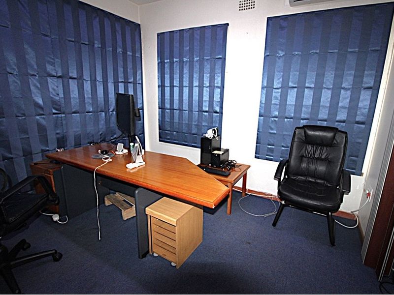 Office To Rent in Bryanston, Sandton - Photo 10