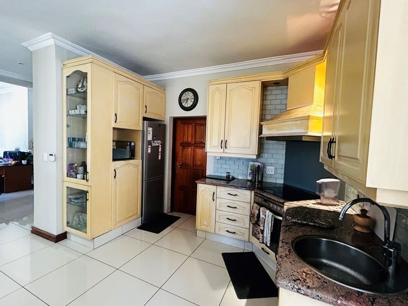 Apartment For Sale in Kosmosdal, Centurion - Photo 5