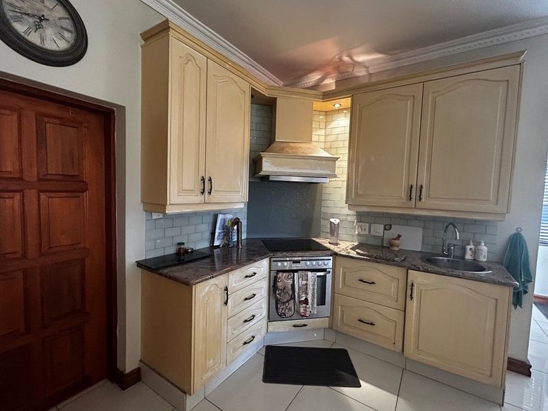 Apartment For Sale in Kosmosdal, Centurion - Photo 7