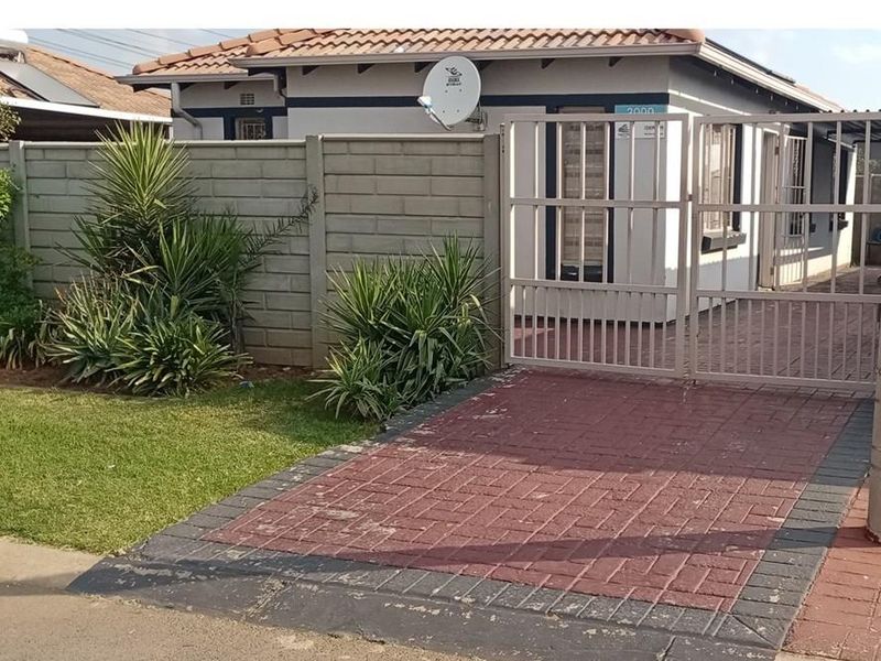 House For Sale in Leopard's Rest Security Estate, Albertsdal, Alberton - Photo 5