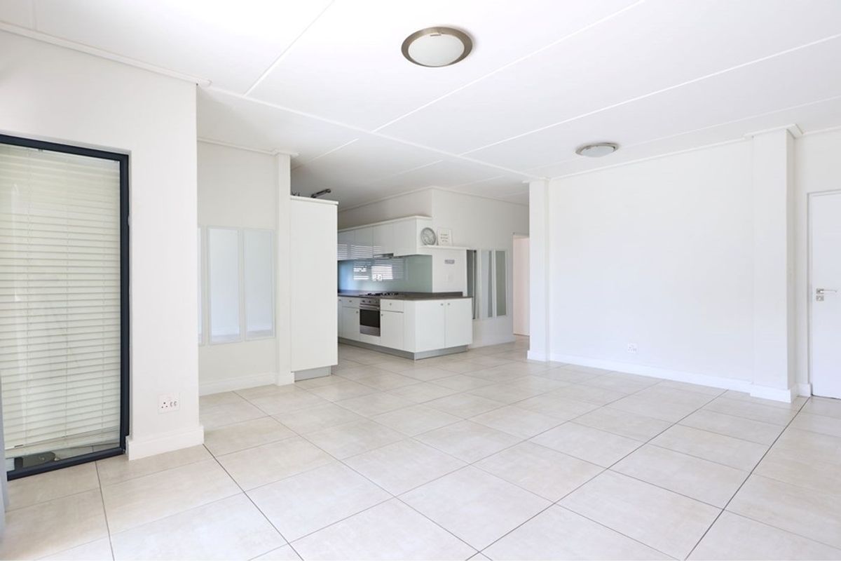 Apartment For Sale in The Polofields, Waterfall, Midrand - Photo 3