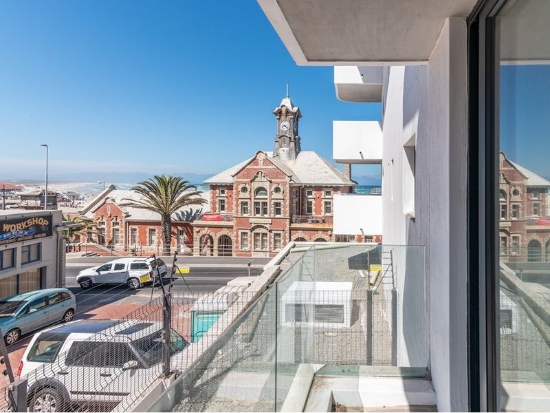 Funky 1 bedroom Apartment to Rent in Muizenberg, Cape Town - Photo 5