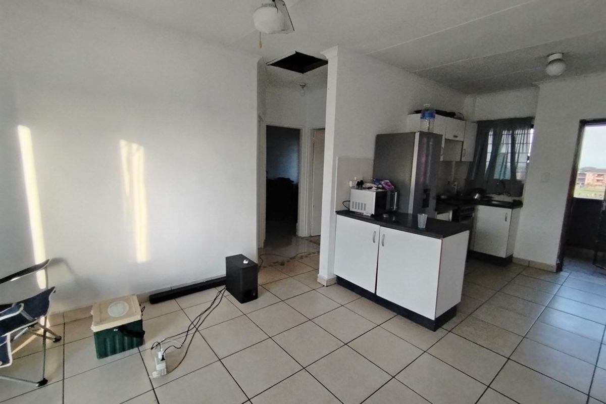 Apartment For Sale in Richards Bay, Richards Bay, KwaZulu Natal - Photo 2