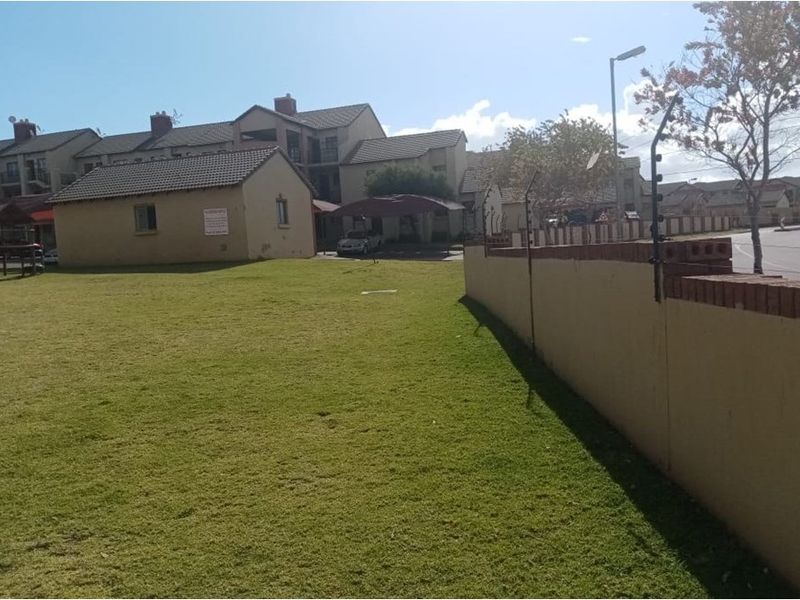 Apartment For Sale in Midrand - Photo 5