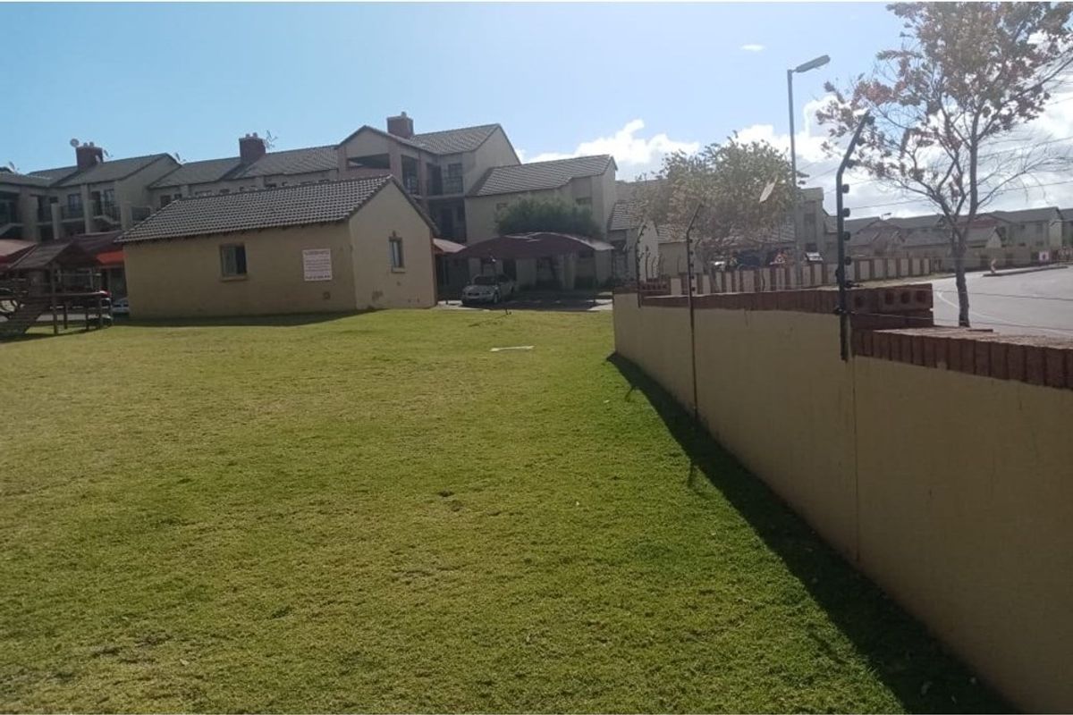 Apartment For Sale in Midrand - Photo 5