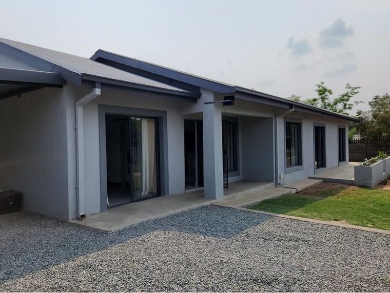 House For Sale in Parys - Photo 2