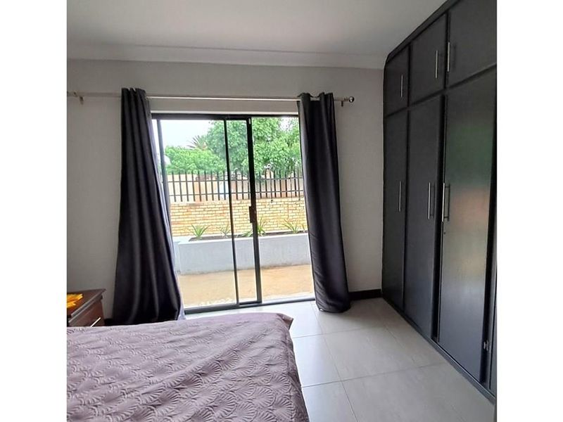 House For Sale in Parys - Photo 10