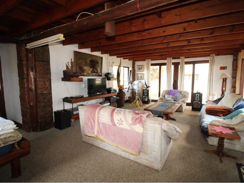 Revenue earning smallholding with lots of water, Bela-Bela, South Africa. - Photo 6