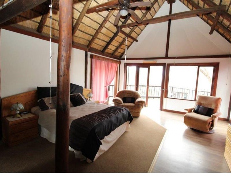 Revenue earning smallholding with lots of water, Bela-Bela, South Africa. - Photo 10