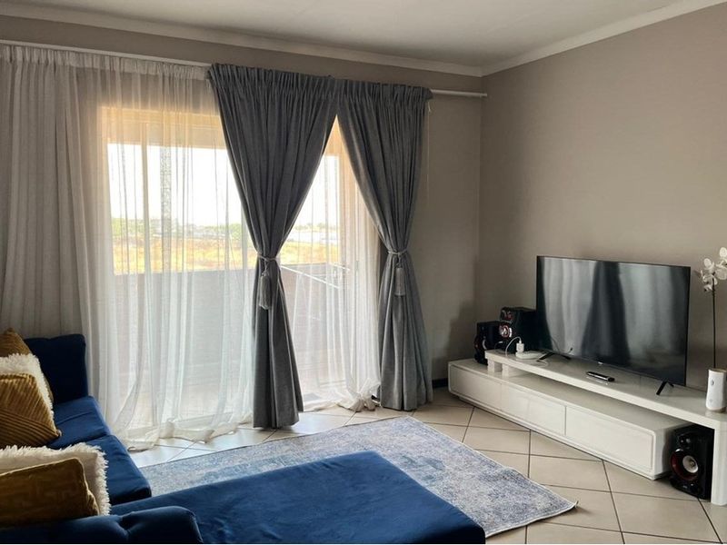 Apartment For Sale in Sagewood, Midrand - Photo 5