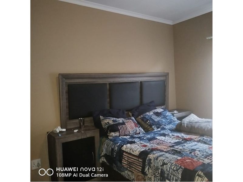 House For Sale in Die Heuwel, Witbank - Photo 7