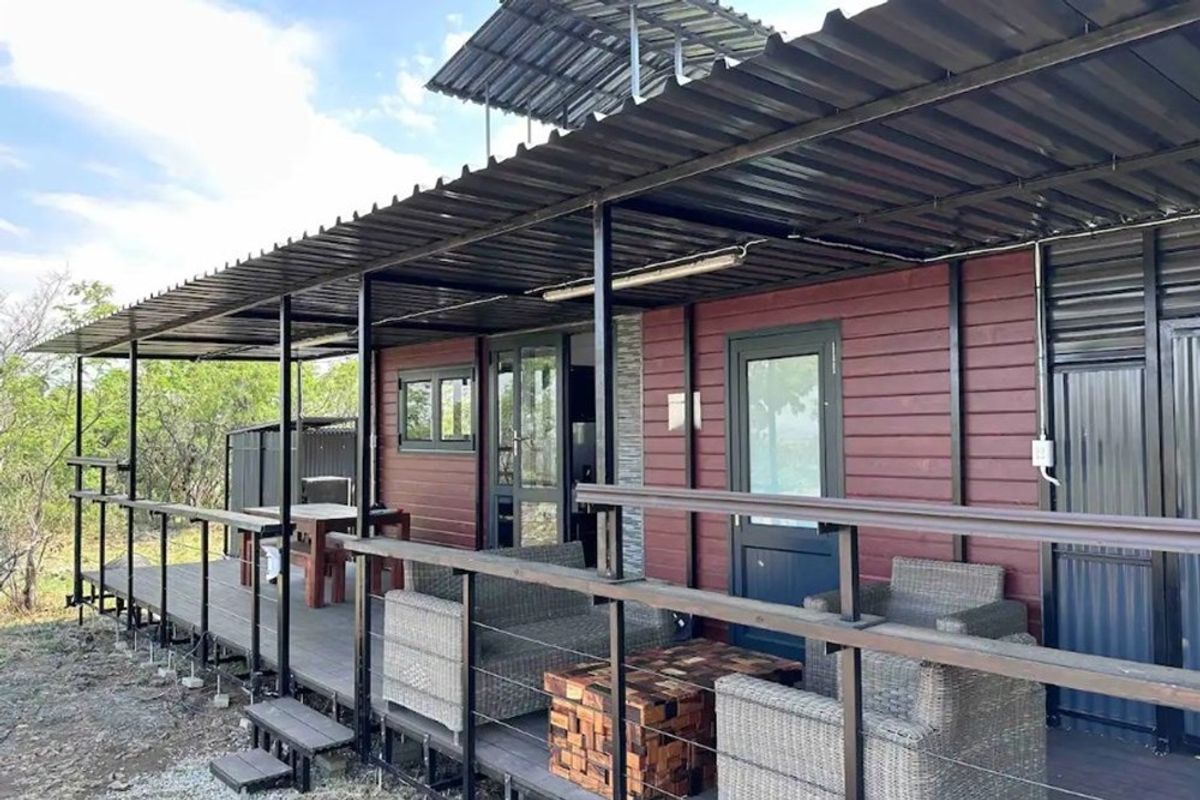 INCREDIBLE FARM WITH SUCCESSFUL TINY HOME CONCEPT - WONDERFULLY CASH FLOW POSITIVE - Photo 3