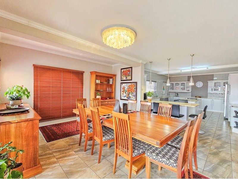 Exclusive Mandate: Sea-View House for Sale in Tamarisk Square, Jeffreys Bay - Photo 6